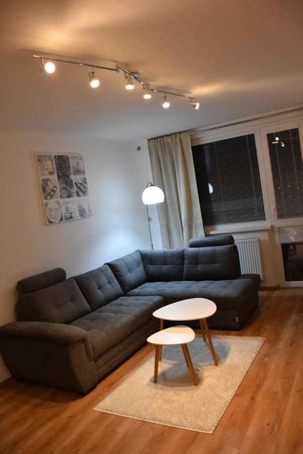 Ah Odborarska Apartment Kosice Luaran gambar